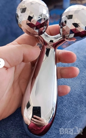  Ръчен ролков масажор за лифтинг на лицето , снимка 1