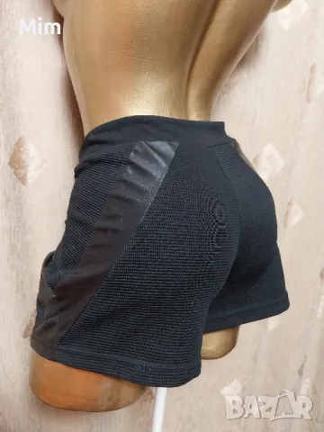 AMISU 40 Черен къс клин / панталонки / странично с кожа, снимка 5 - Клинове - 49867161