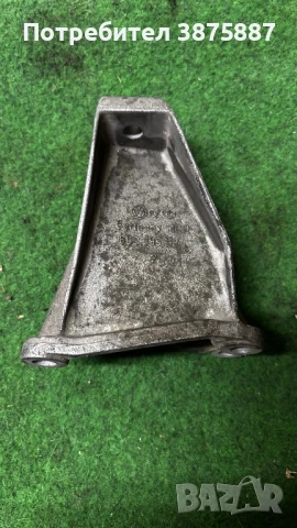 Стойка мотор audi vw 8d0399113l