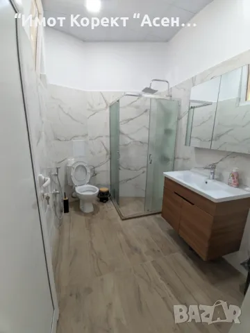 Имот Корект ДАВА ПОД НАЕМ Офис, Център, снимка 2 - Офиси - 48574644