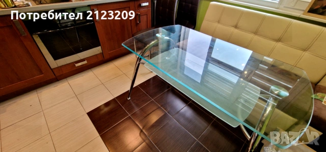 Стъклена трапезна маса с четири стола, снимка 10 - Маси - 53926993