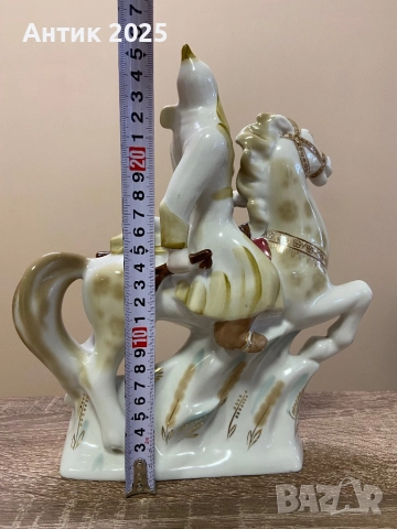 Винтидж порцеланова фигурка от СССР „Будьоновец на кон“, снимка 3 - Антикварни и старинни предмети - 52323333