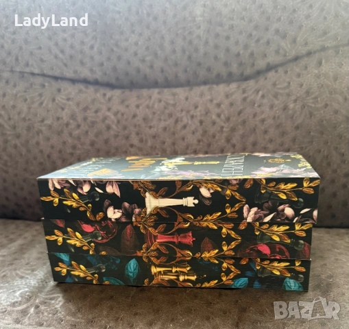 Рина Кент поредица “Ройъл Елит” НОВИ! , снимка 2 - Художествена литература - 53403340