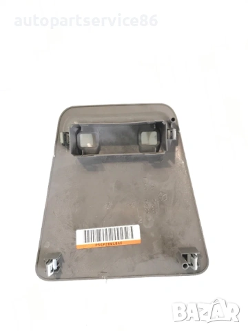 Панел на заден централен консул за Jeep Cherokee 2.8 CRD (2005) P5GP28WL8AE, снимка 3 - Части - 53569357