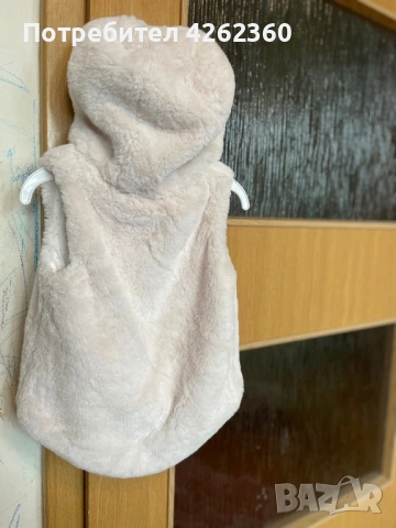 Елегантен мек пух елек с качулка в екрю Primar р-р 86 за 12-18 месно, снимка 5 - Бебешки якета и елеци - 53654749