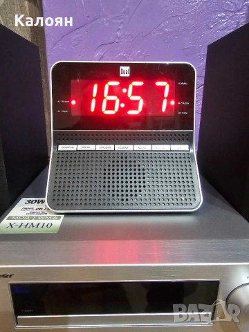 Радиочасовник Dual, снимка 2 - Радиокасетофони, транзистори - 53212797