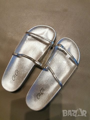 нови сребристи чехли, снимка 3 - Джапанки - 46206513