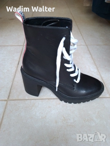 Дамски обувки 