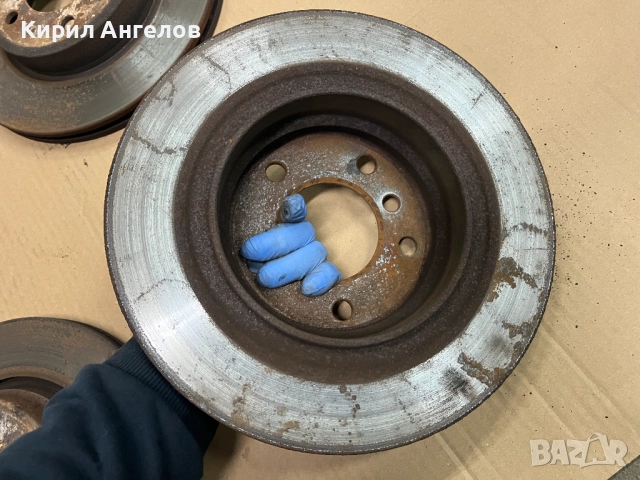 Предни и задни спирачни дискове за BMW E46 320D (150 к.с.), снимка 5 - Части - 52617088