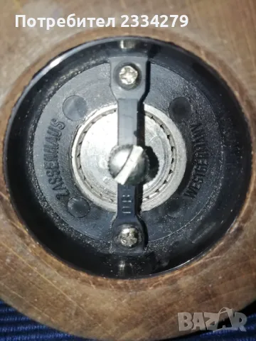 Стари кафемелачка,,GARANTI" GESCHMIEOETES WERK" порцелан и мелачка от 50-те години. , снимка 9 - Антикварни и старинни предмети - 40145038