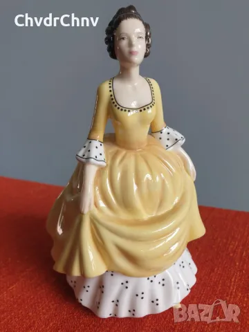 Колекционерска голяма английска порцеланова фигура Royal Doulton Coralie/2006 статуетка 18см, снимка 1 - Колекции - 46943042