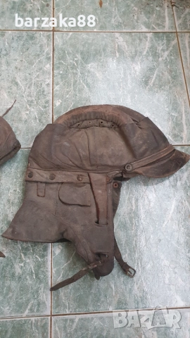 2 бр. Стари кожени Мото Каски, снимка 2 - Колекции - 52612047
