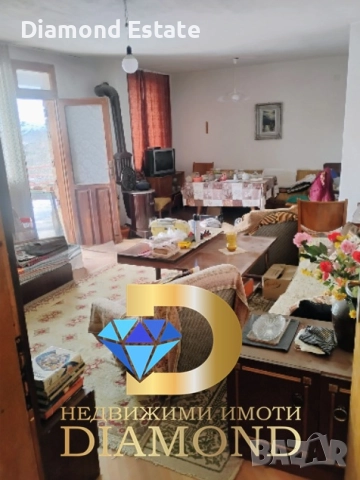 Двуетажна къща в село Змейово, обл. Стара Загора, снимка 2 - Къщи - 52800381