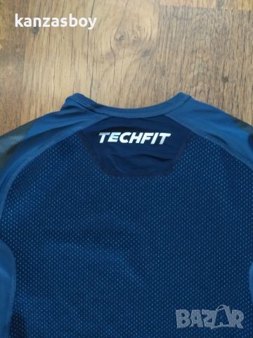 adidas Techfit Chill Compression - страхотна мъжка тениска Л, снимка 3 - Тениски - 46563689