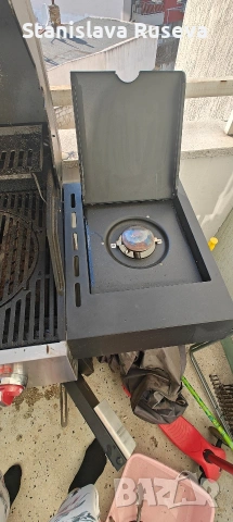 Газово барбекю Enders Boston Pro 4 KR Turbo II Gas Grill, снимка 3 - Други - 53937360