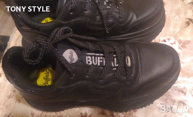 BUFFALO LONDON Оригинал Нови Мъжки Високи Кожени Сникърси 44 , снимка 7 - Маратонки - 51629495