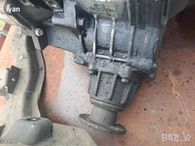 раздава за Hyundai Tucson 2.0 CRDI