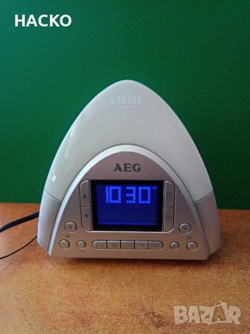 Радио Часовник AEG SRC 4113, снимка 1 - Радиокасетофони, транзистори - 45007428