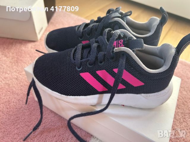 Маратонки adidas 28 номер, снимка 1 - Детски маратонки - 46711038