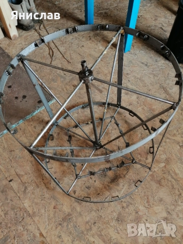 Центрофуга  за мед, снимка 2 - Селскостопанска техника - 51482073