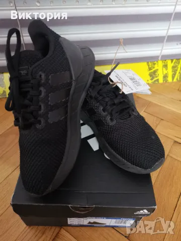 Маратонки Adidas , снимка 1 - Детски маратонки - 47140680