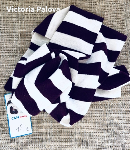 Красив нов шал в лилаво и бяло унисекс, снимка 2 - Шалове - 53335217