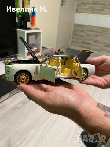 Метален модел на Rolls-Royce (1:24), снимка 5 - Колекции - 52258220