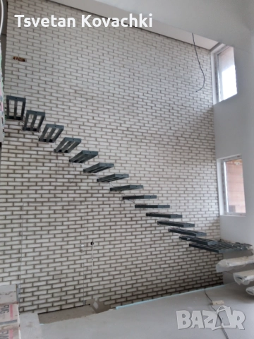 Топлоизолация/Шпакловка/Боядисване/Гипсокартон/Теракот/Фаянс/ВиК и ЕЛ/Покриви/Основни Ремонти, снимка 14 - Ремонти на къщи - 52791631