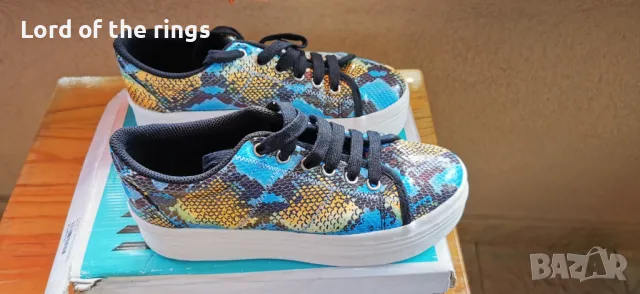 Оригинални дамски сникърси JC PLAY By JEFFREY CAMPBELL - 38 номер, снимка 2 - Маратонки - 49776398