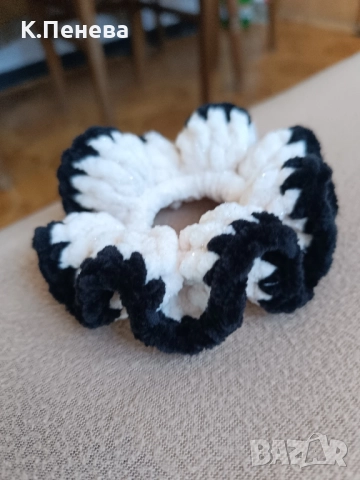 Плетени скрънчита , снимка 8 - Аксесоари за коса - 52129921