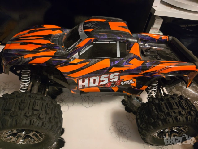 Продавам офролд джип TRAXXAS, снимка 6 - Коли, камиони, мотори, писти - 53730751