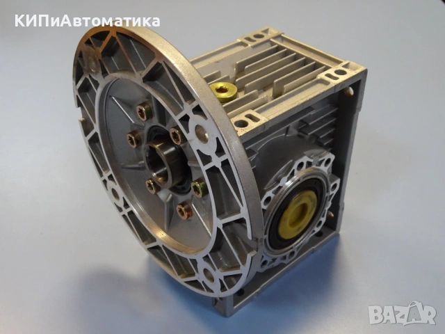 Червячен редуктор CHIARAVALLI CHT-63U Worm Reducer size-63 ratio-20, снимка 7 - Резервни части за машини - 53166469