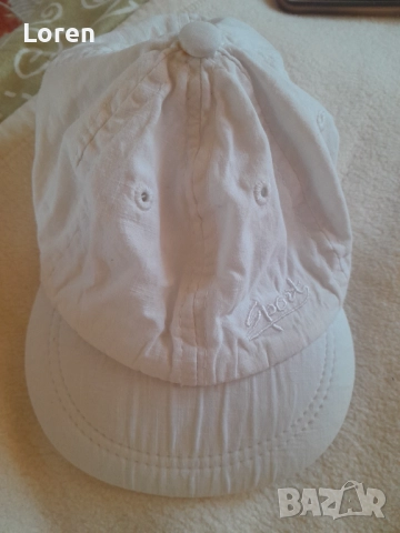 Бяла детска шапка 