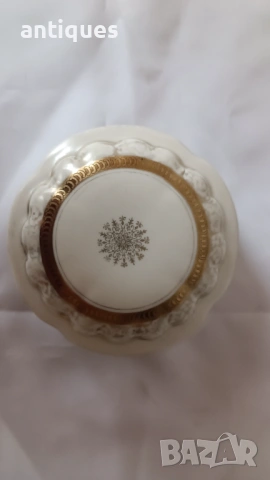 Порцеланова кутия / захарница / бонбониера - OSCAR SCHLEGELMILCH, снимка 3 - Антикварни и старинни предмети - 53271941