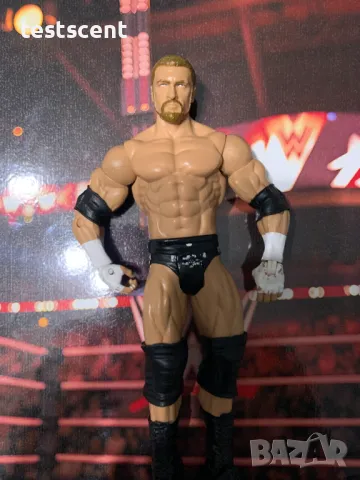 Екшън фигура WWE Triple H Трите Хикса Mattel basic Series играчка figure short hair, снимка 9 - Колекции - 48507233