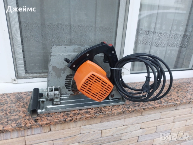 Ръчен циркуляр Holz-her/ 1350W, снимка 2 - Други инструменти - 52659988