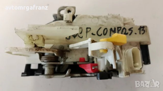 P04589422AH БРАВА ЗА ПРЕДНА ДЯСНА ВРАТА НА JEEP COMPASS 2013, снимка 2 - Части - 50204865