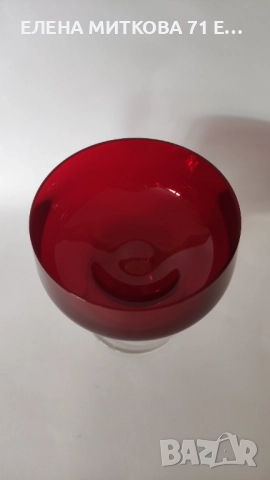 Една фантастична много масивна чаша/купа за десерт от рубинен кристал с прозрачно столче, снимка 4 - Чаши - 52542195