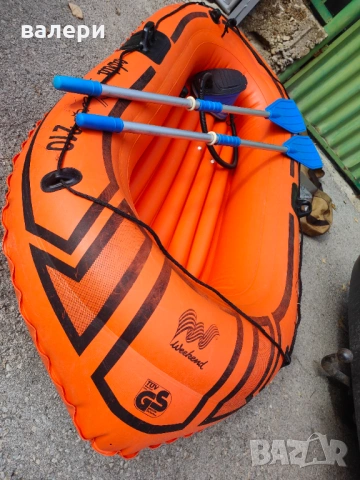 Лодка внос от Германия с гребла материяла е дебел, снимка 2 - Воден транспорт - 53684947