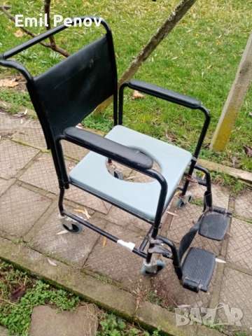 Инвалидна количка ,стол тоалетна и проходилка, снимка 2 - Други стоки за дома - 52691443