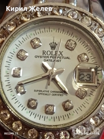 Модерен дамски часовник ROLEX OYSTER PERPETUAL много красив 44359, снимка 4 - Дамски - 53399958