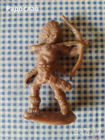 стара фигурка индианец 