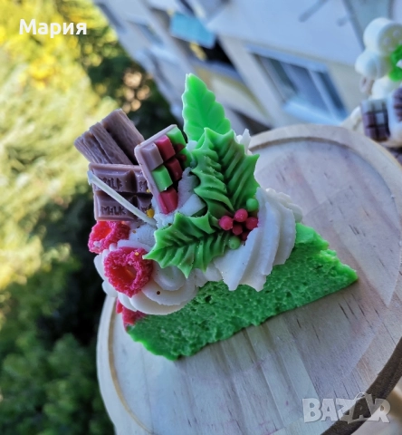 Коледни торти и мъфини свещи , снимка 6 - Декорация за дома - 52248494