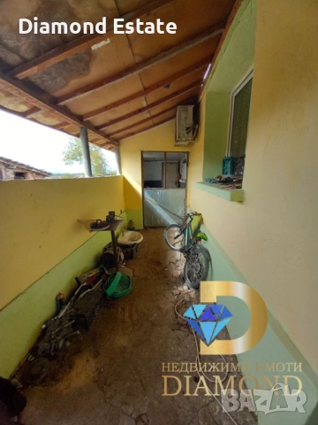 Едноетажна къща в село Боздуганово, общ. Раднево, снимка 4 - Къщи - 52141588