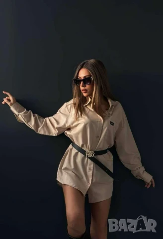 Риза Миу Миу Колана е към ризата 