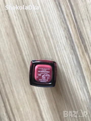 Течно червило Chanel, снимка 4 - Декоративна козметика - 50316557