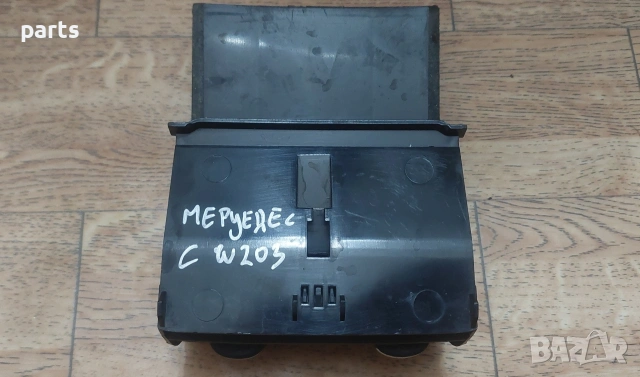 Средни Духалки Парно Мерцедес C W203 - A2038300454, снимка 6 - Части - 53207585