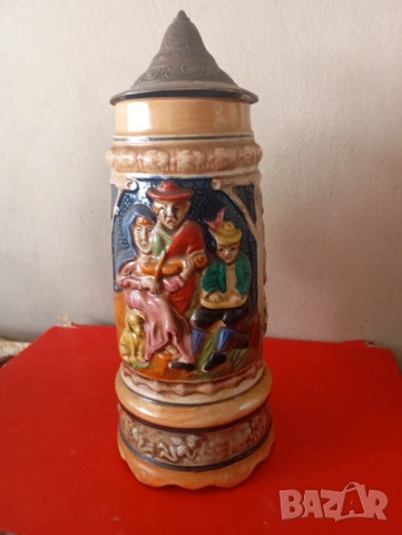 Стара музикална халба за бира с капак