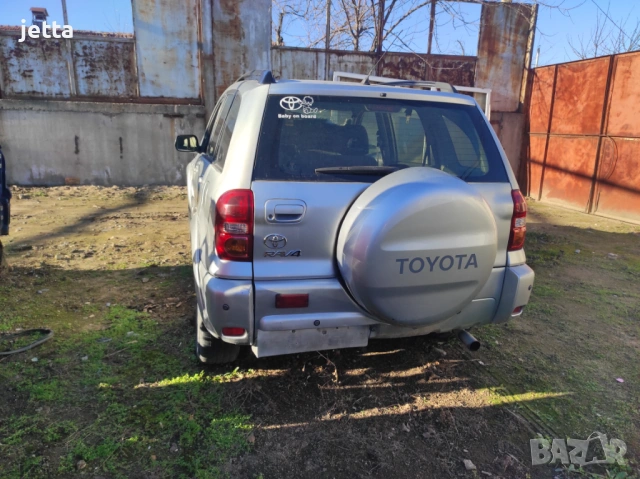 Toyota RAV 4 2.0 D4D 116кс 2004г facelift на части, снимка 5 - Автомобили и джипове - 54177754