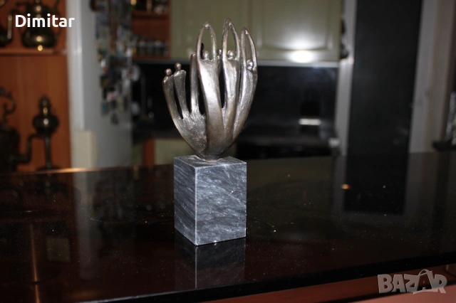 Бронзова скулптура Artihove – елегантен декор, снимка 2 - Статуетки - 53986958